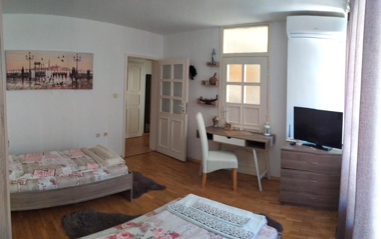 Apartament Bogoslovovi Várna Kültér fotó